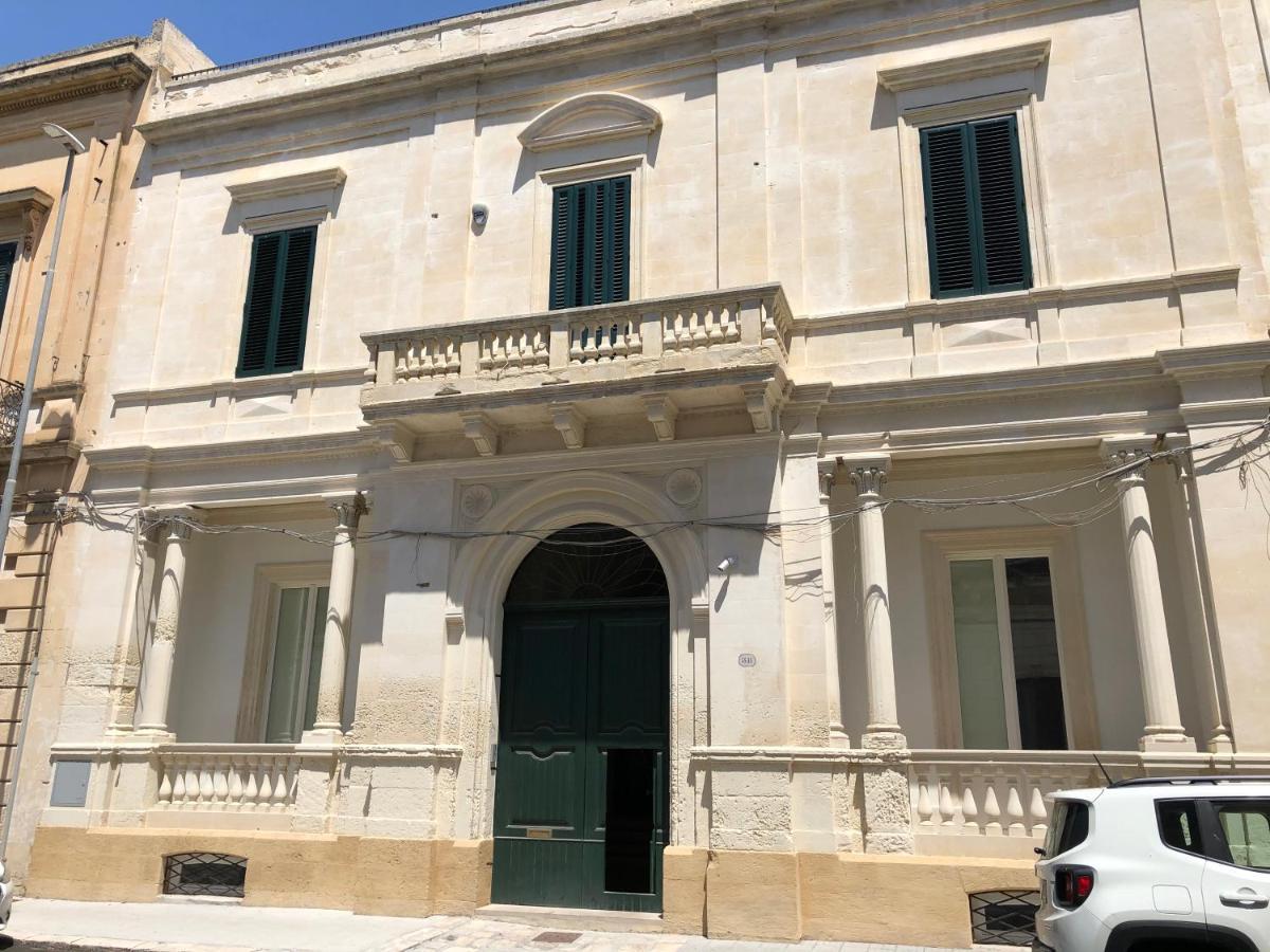 Carlo V - Con Piscina E Giardino Privati